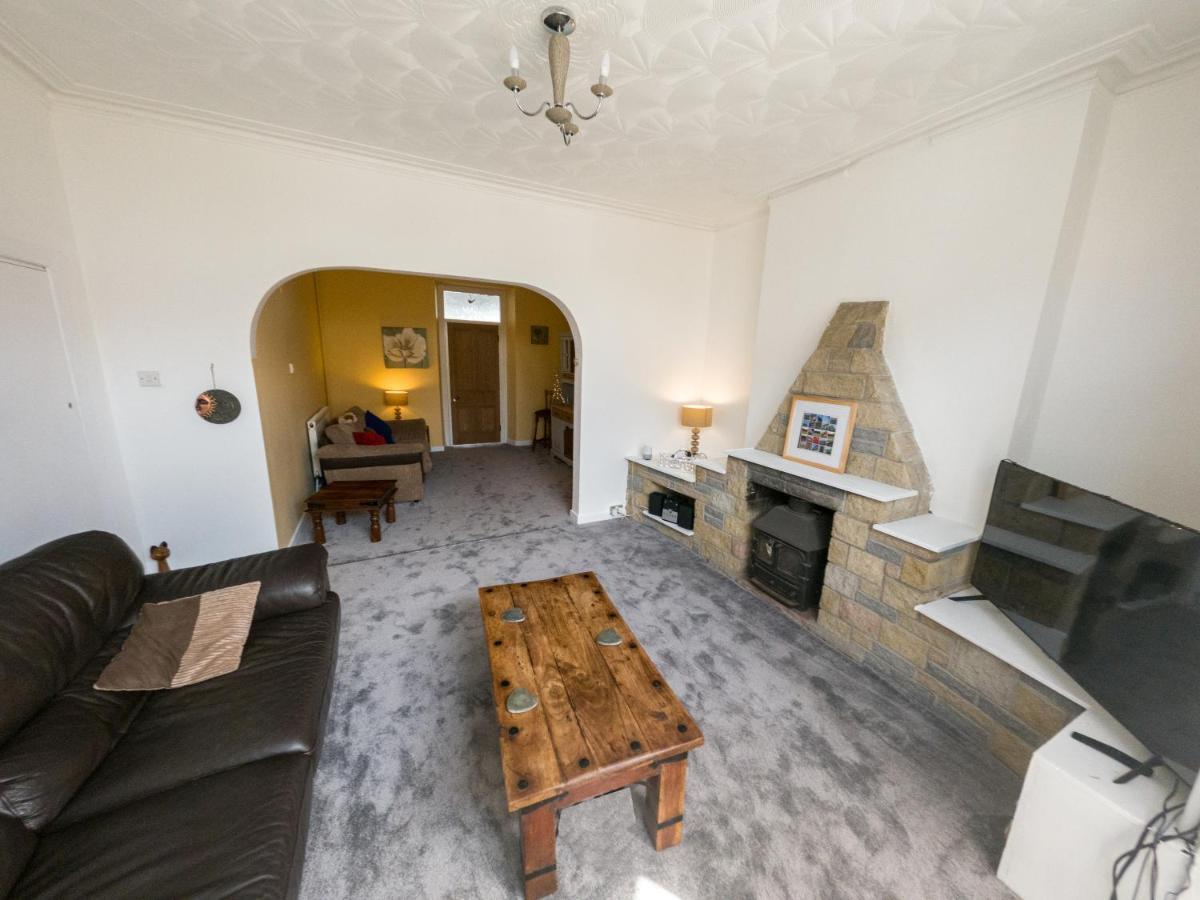 Newton Heath -750mtrs To - Spacious Ground Floor - Sleeps 6 Porthcawl